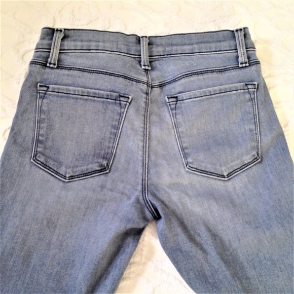 J Brand Capri Denim Jeans In Strobe Wash Made in USA - Picture 6 of 13